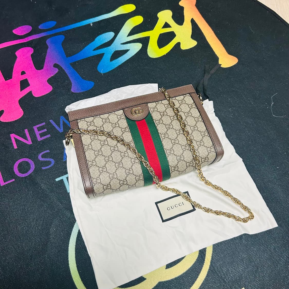 구찌 오피디아 GG 수프림 캔버스 숄더백 상품이미지1