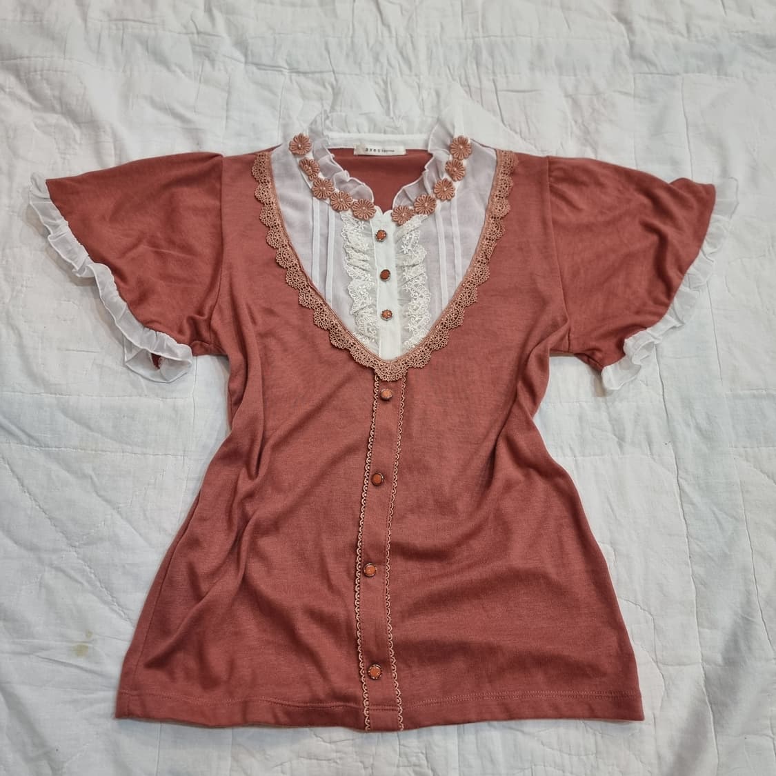 플라워 버튼 블라우스axes femme 악시즈팸므 상품이미지1