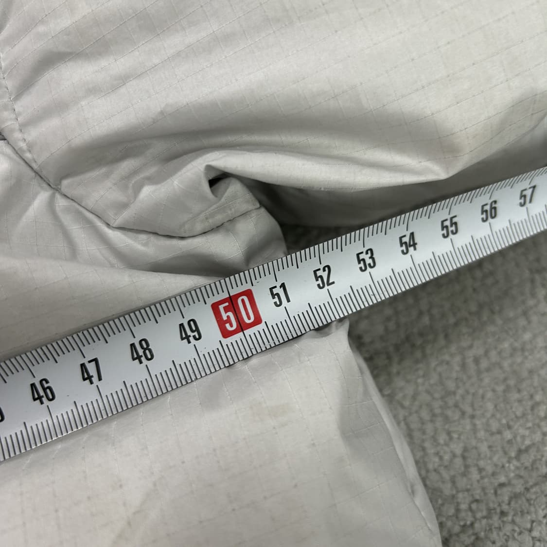 노스페이스 신형 눕시 패딩 아이보리/회색 m 상품이미지4