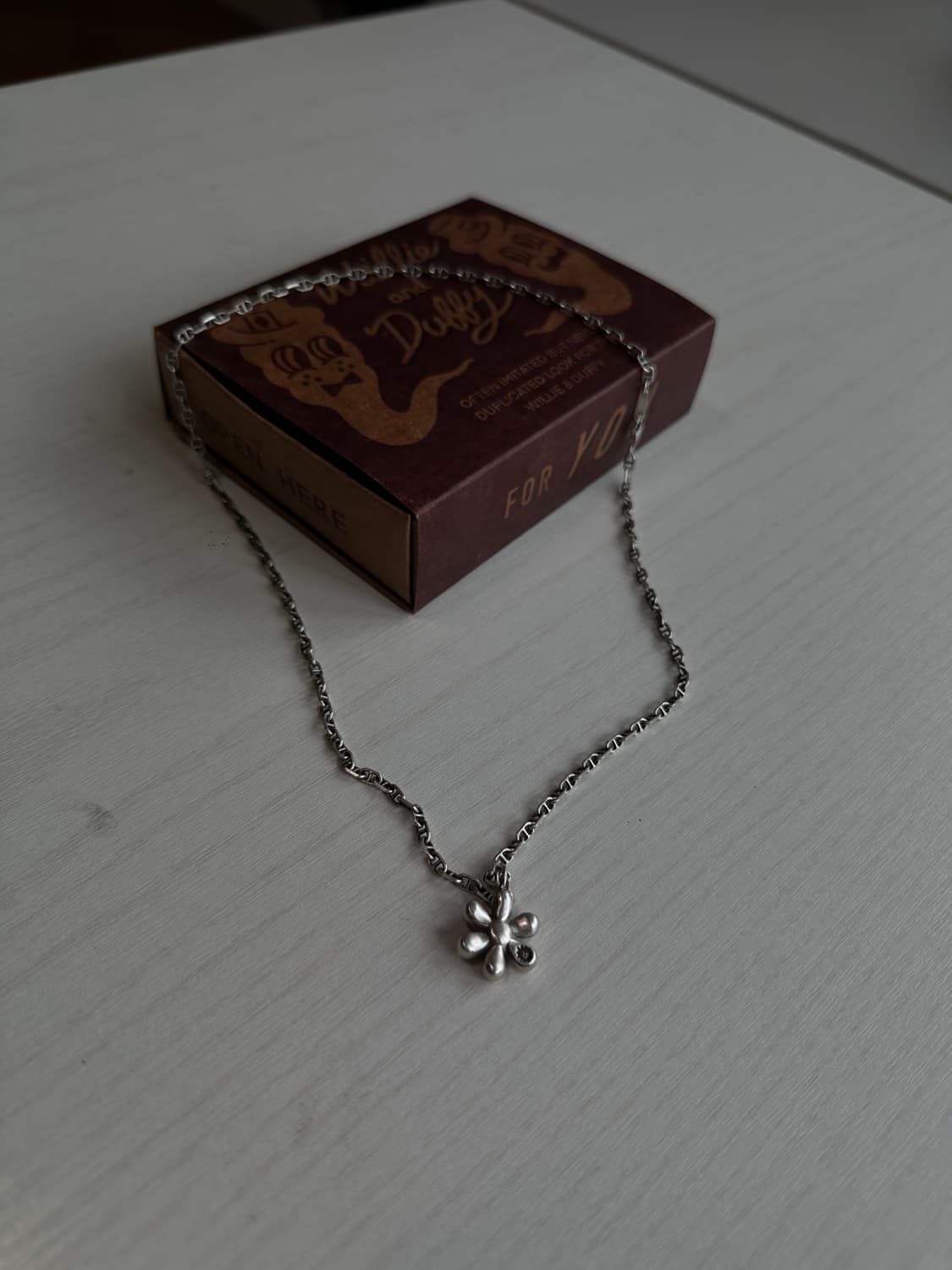 윌리앤더피 플라워 팬던트 실버 목걸이 상품이미지1