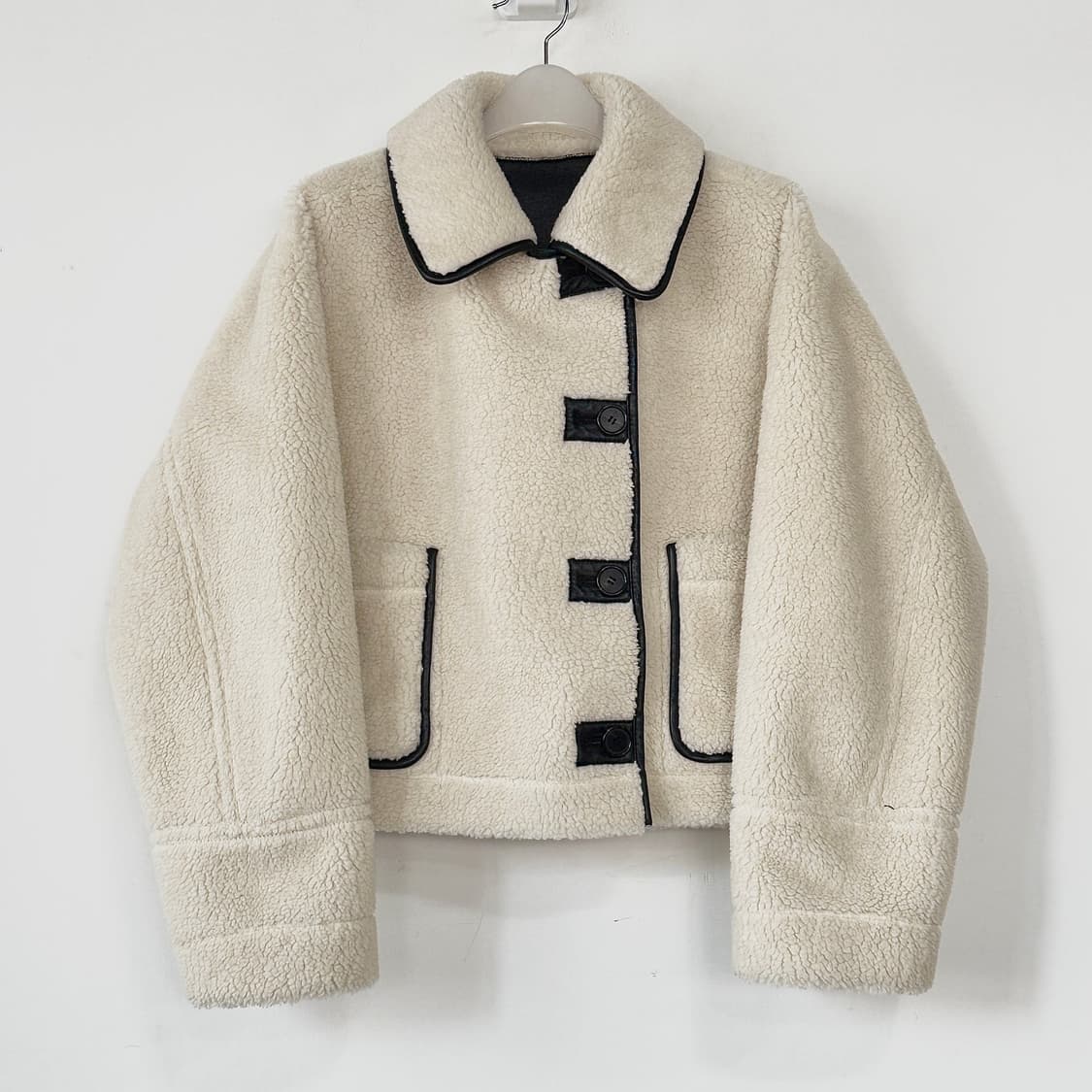 스튜디오 톰보이 23 리버시블 무스탕 자켓 상품이미지4