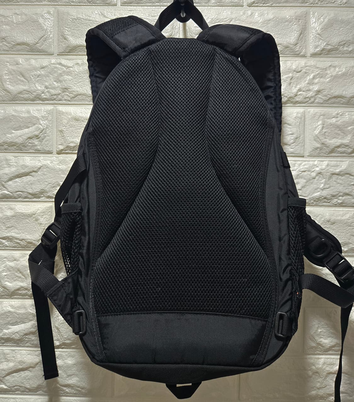 노스페이스 에센셜 스트링 테크웨어 백팩 20L 상품이미지6