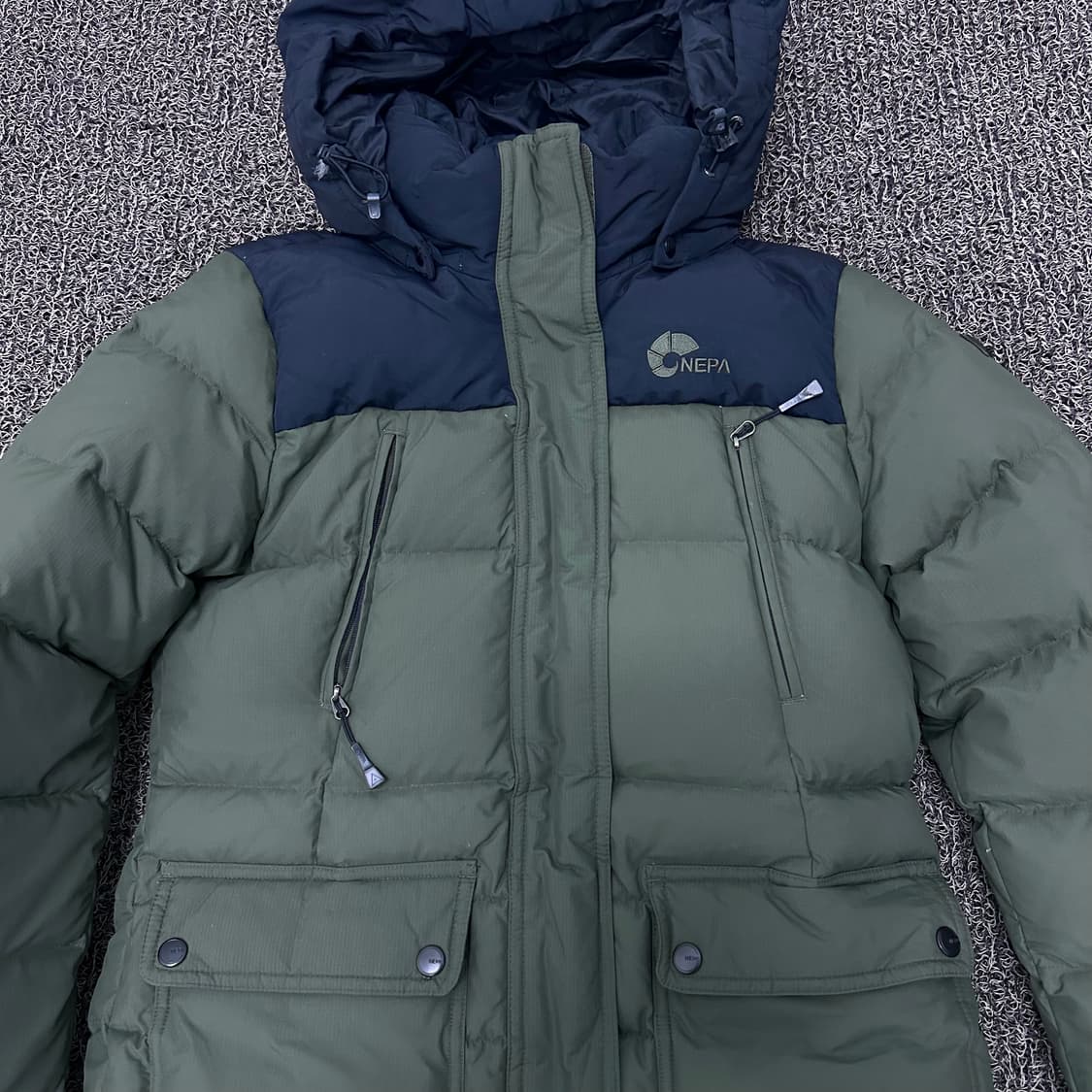 NEPA 네파 여성 덕다운 롱패딩 카키 95(M) 상품이미지2