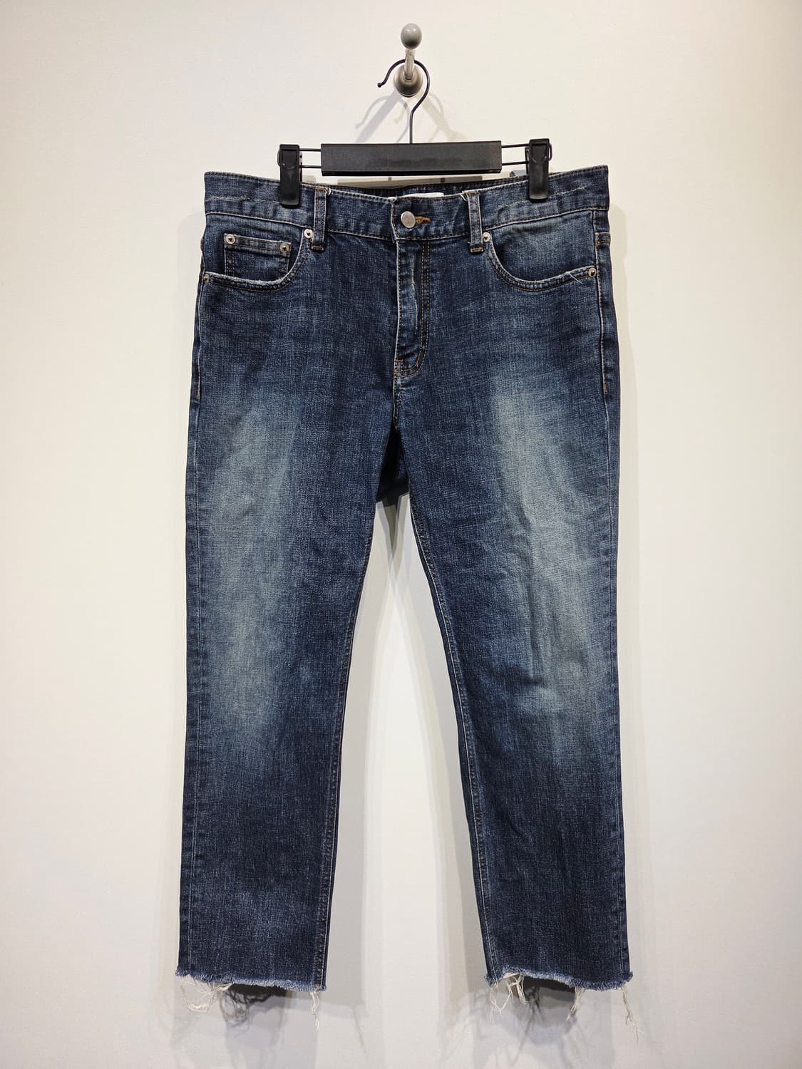 페이탈리즘 밑단 데미지 데님팬츠_48 상품이미지2