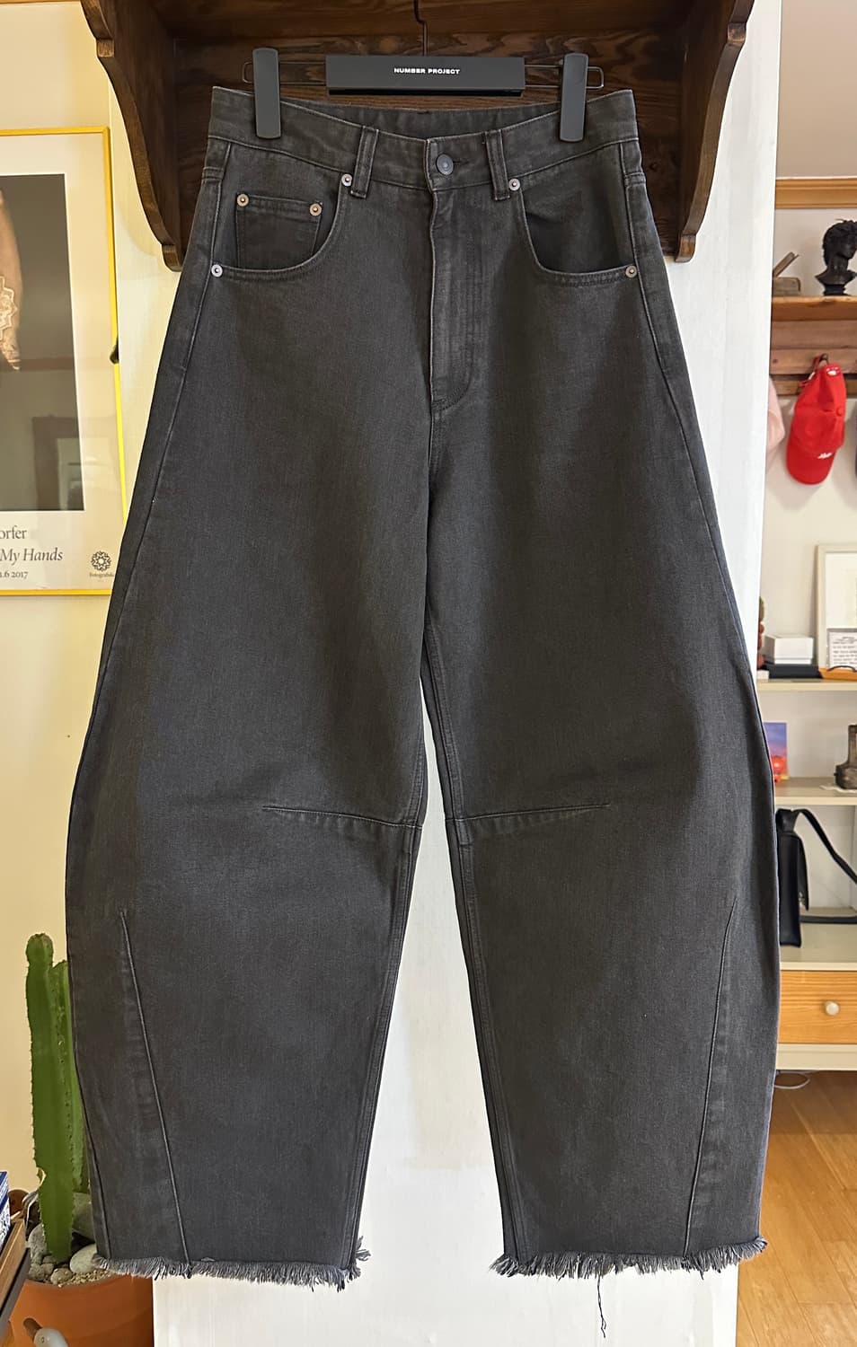 스탠드얼론 STANDALONE 그레이 커브드 데님 (1 size) 상품이미지3