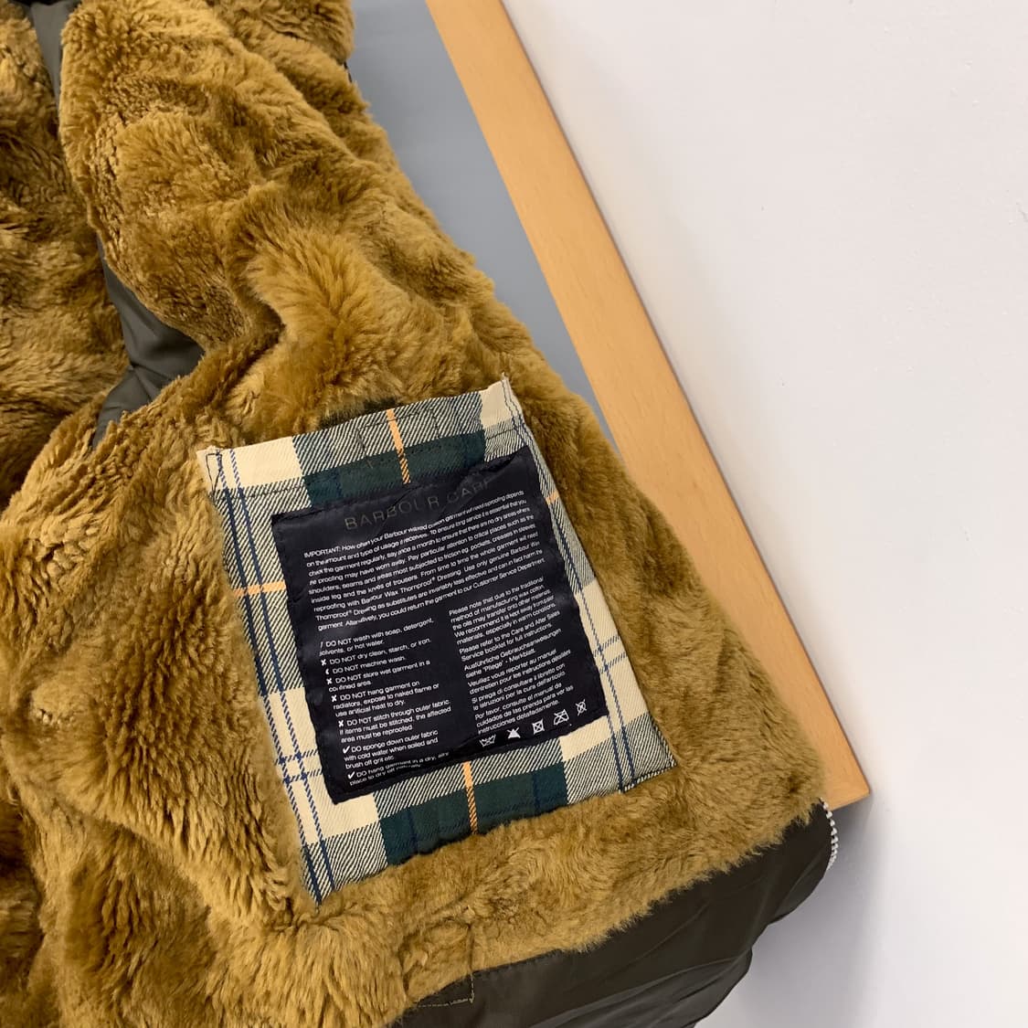 '바버' 비데일 후드 왁스 자켓 '38' 상품이미지9