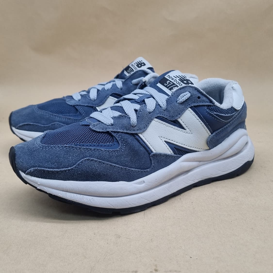 뉴발란스 5740 남성운동화270 상품이미지1