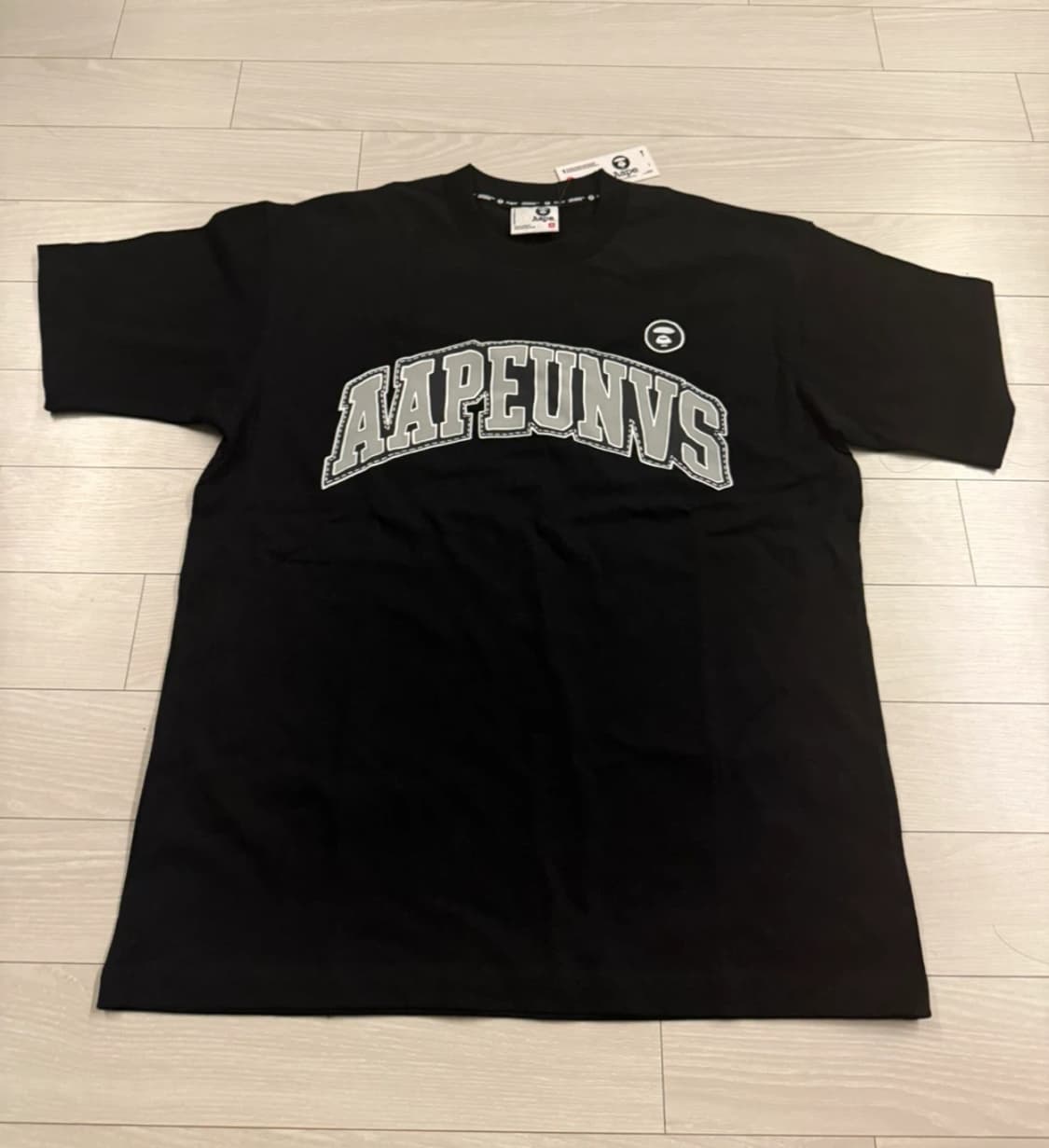 에이프 티셔츠 상품이미지1