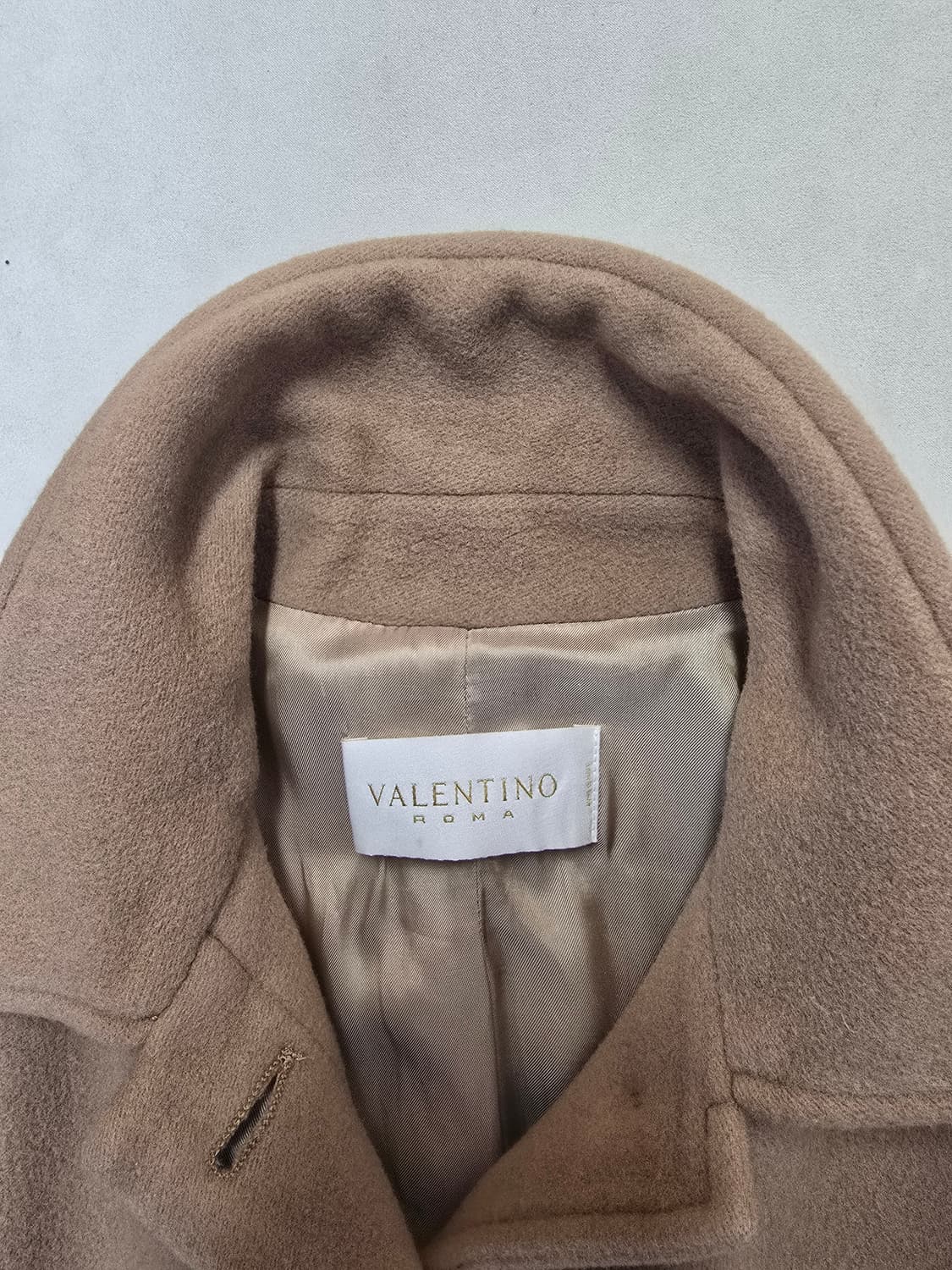 발렌티노 정품 울100% 단정라인 롱코트 상품이미지9