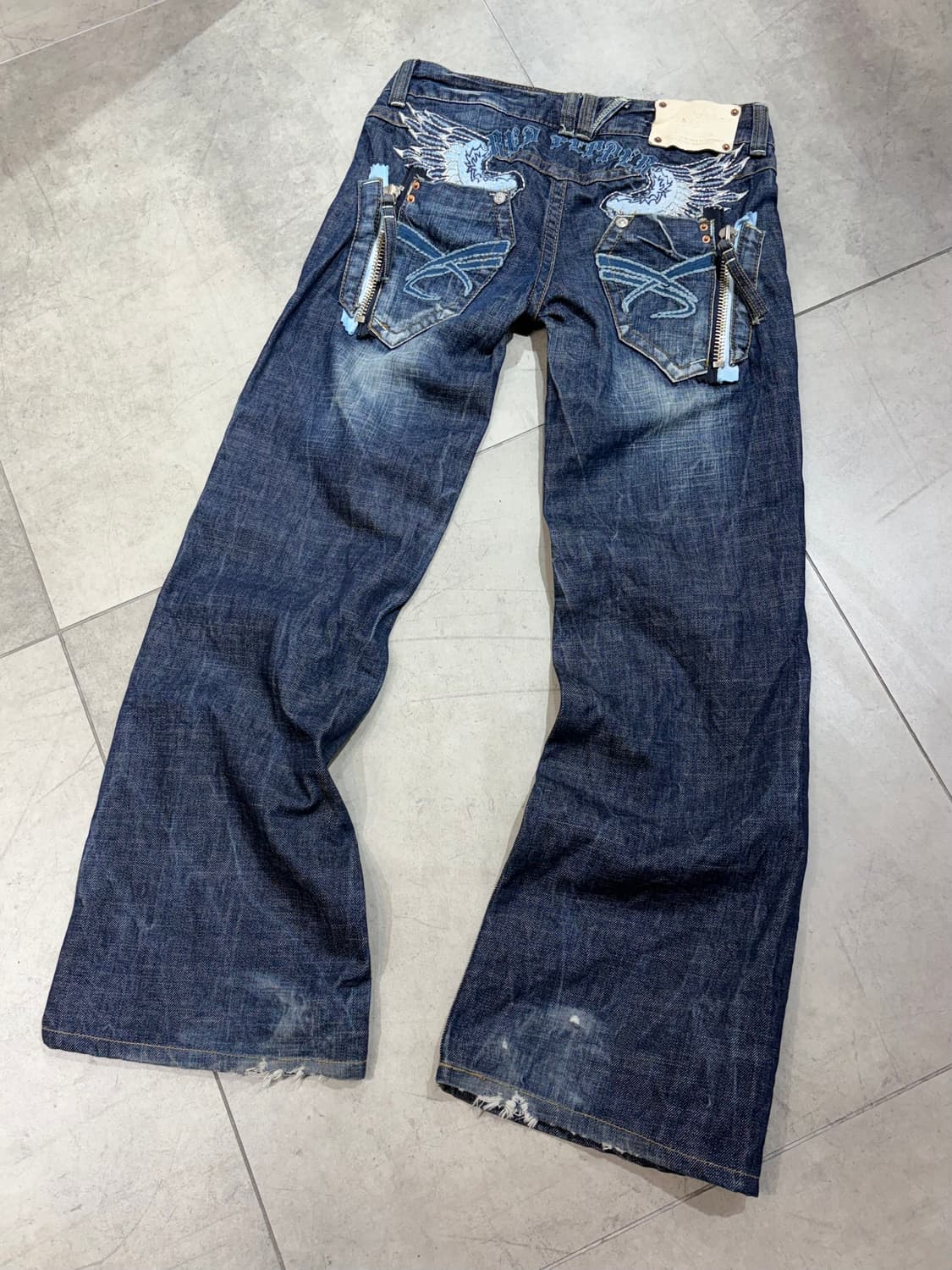 REDPEPPER 레드페퍼 블루 펑크 자수 데님팬츠 상품이미지1