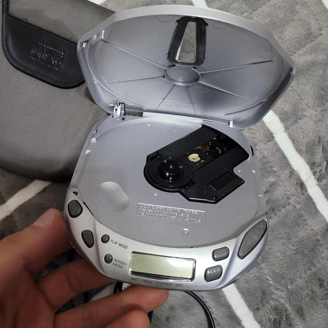 소니 CD 워크맨 D-E400 상품이미지5