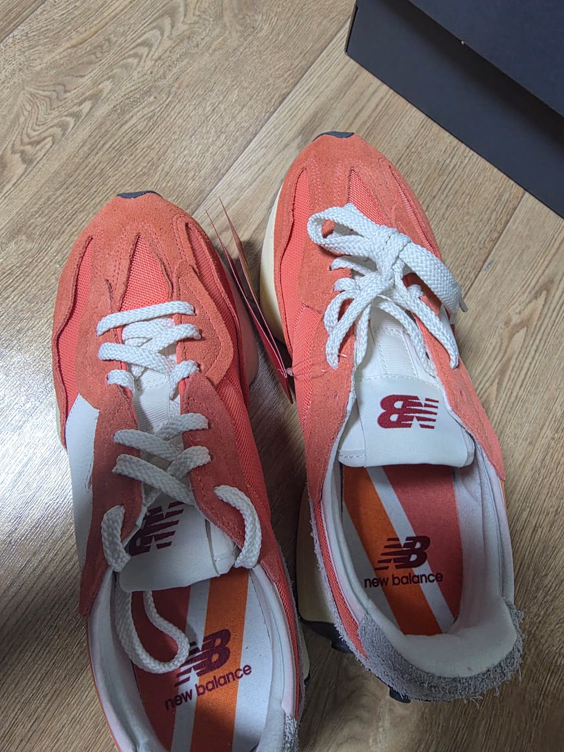 (새상품) 뉴발란스 327 (U327WRC) 275 사이즈 상품이미지5