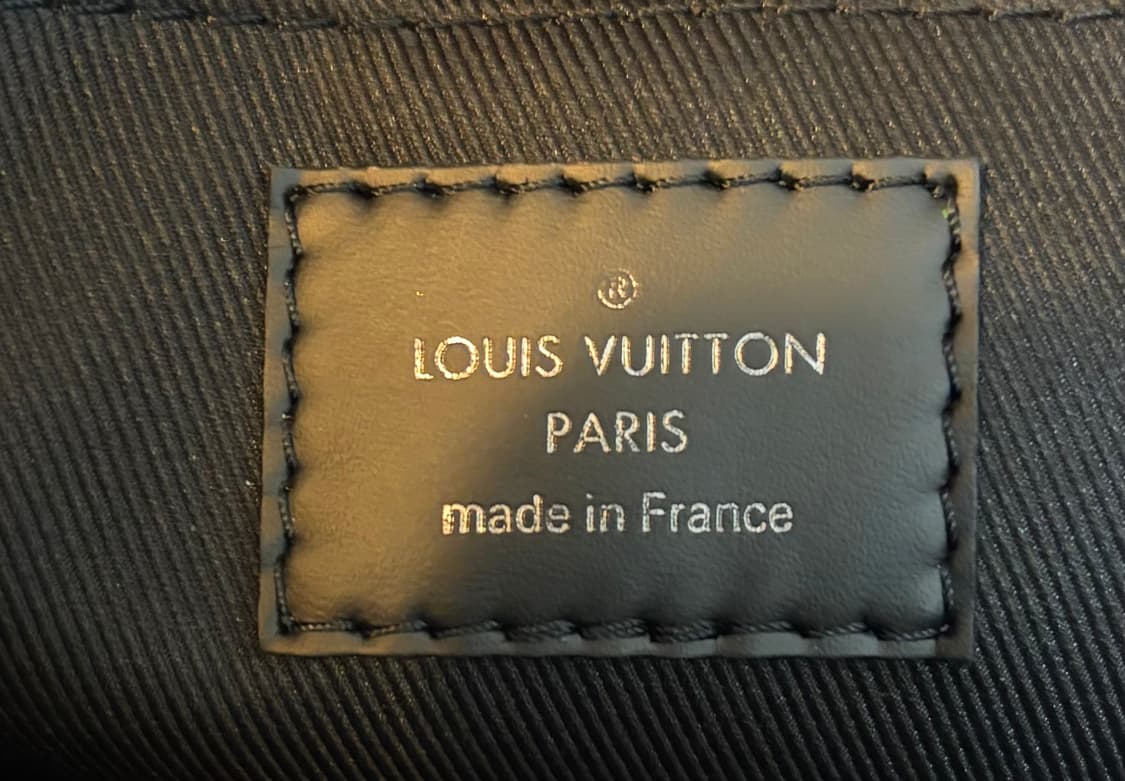 루이비통 디스커버리 포쉐트 클러치 이클립스 아폴로 상품이미지5