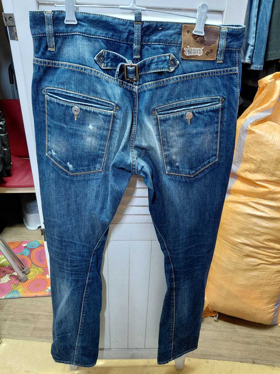 32 디스퀘어드 청바지 상품이미지3