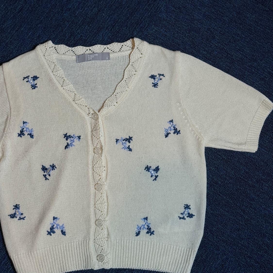 에잇세컨즈 반팔 니트 가디건 상품이미지2