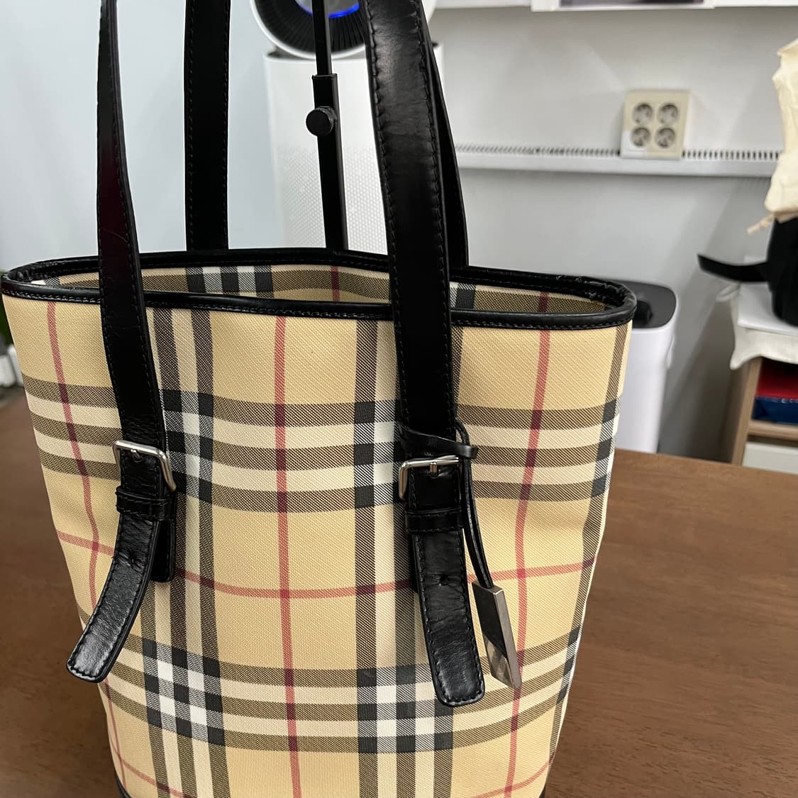 버버리 노바체크 버킷백 상품이미지2