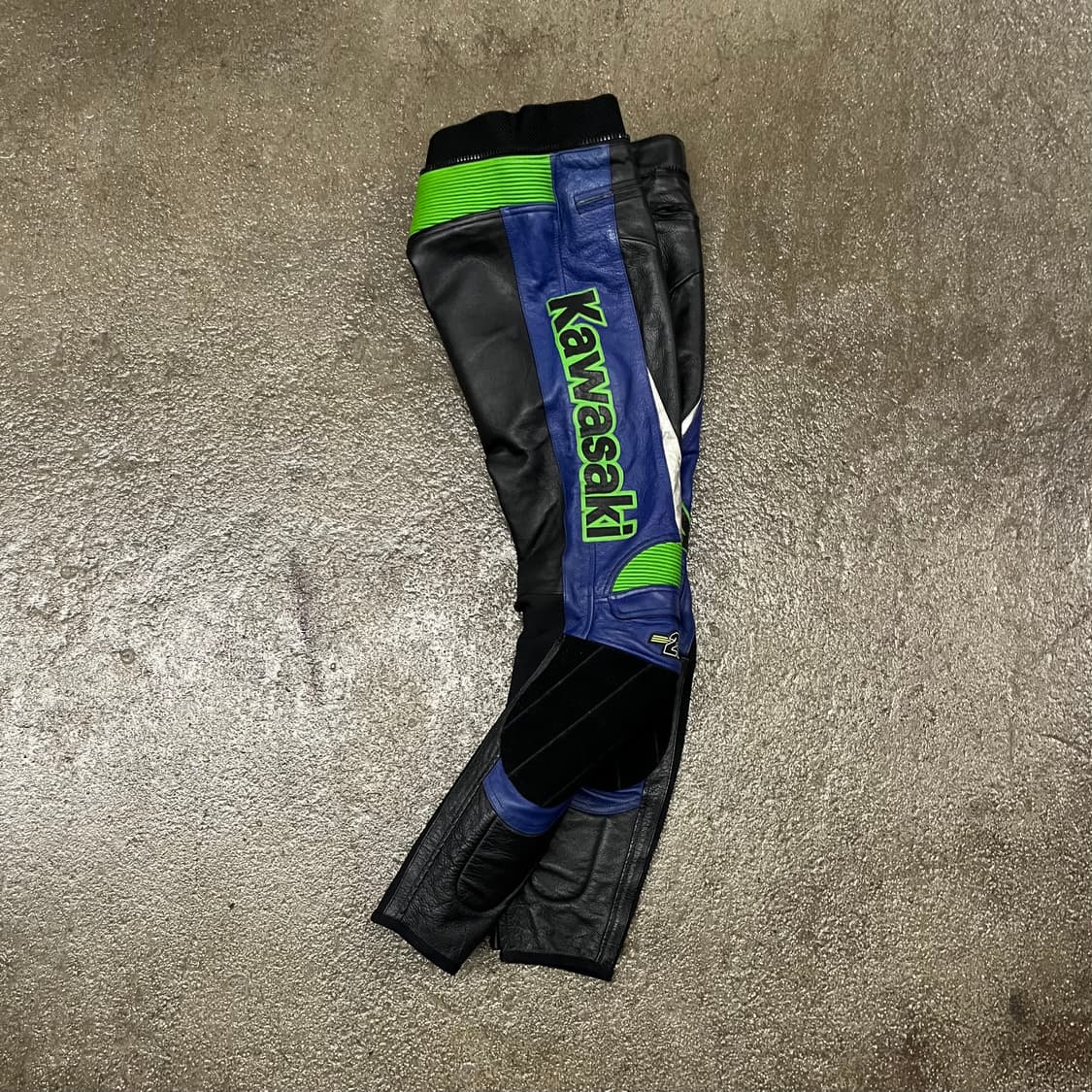 Kawasaki 모터싸이클 레이싱 팬츠 (30“) 상품이미지1