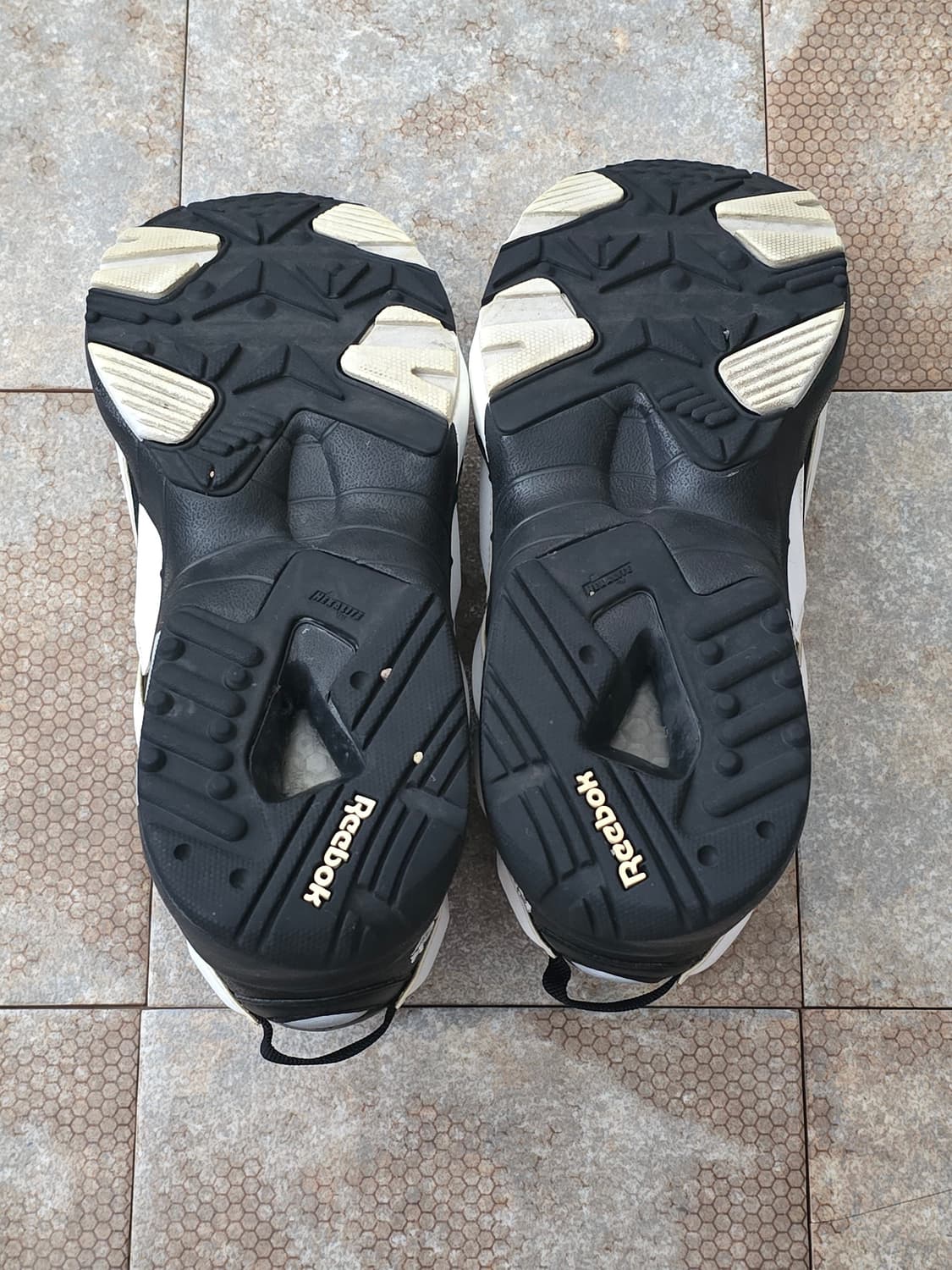 (255)리복 인터벌 96 블랙 화이트 상품이미지8