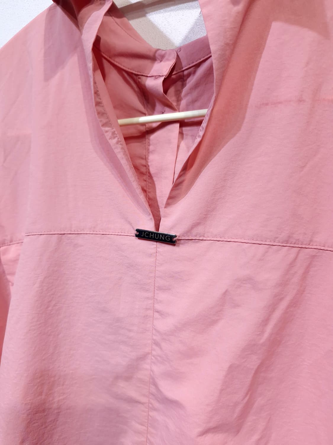 제이청(J.CHUNG)세실 백오픈 셔츠 핑크 상품이미지6