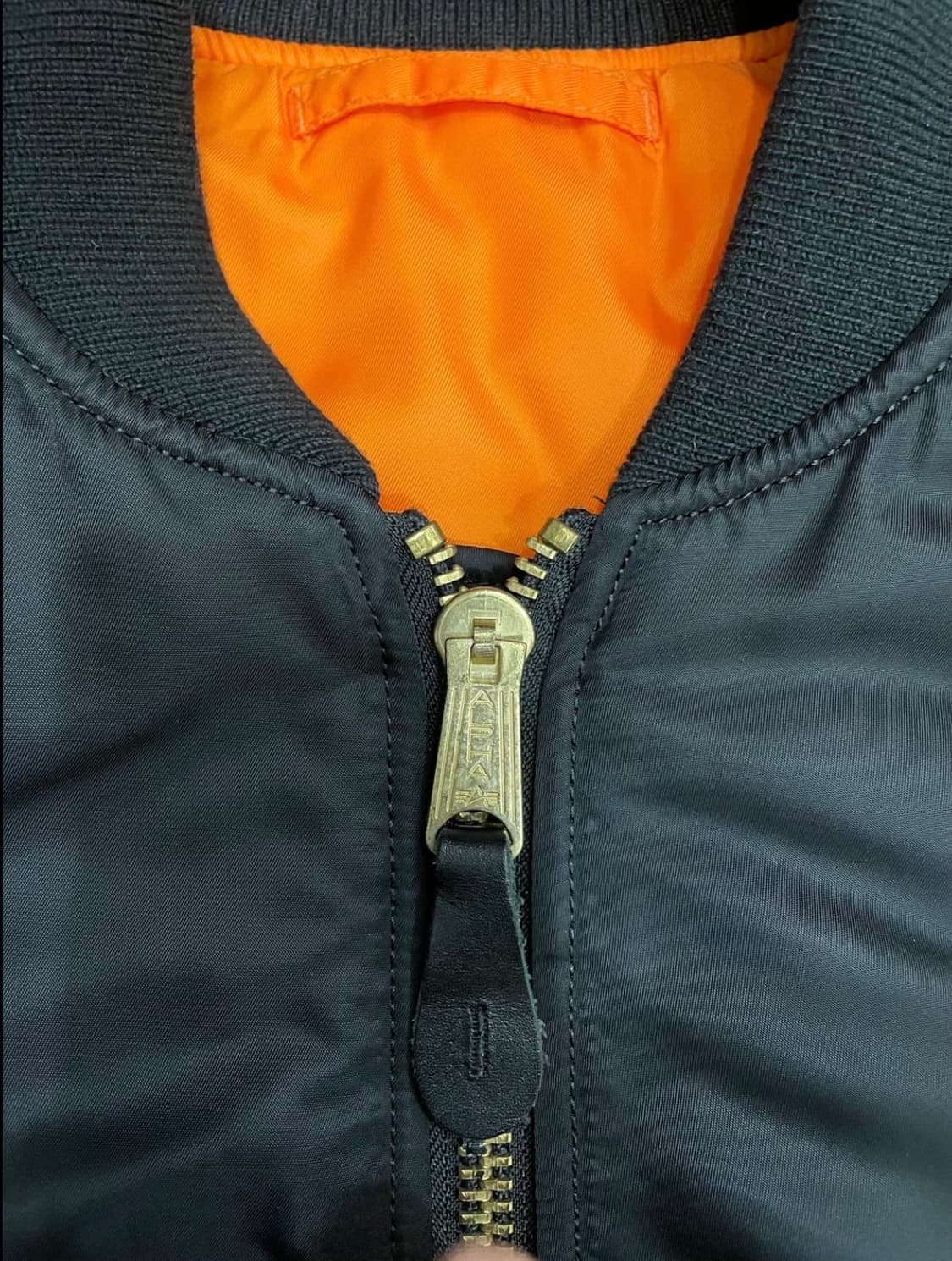 알파인더스트리 ma-1 플라이트 자켓 항공점퍼 블랙 상품이미지5