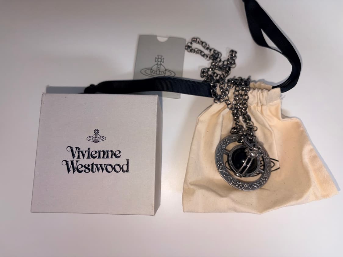 비비안웨스트우드 orb 목걸이 블랙 상품이미지3