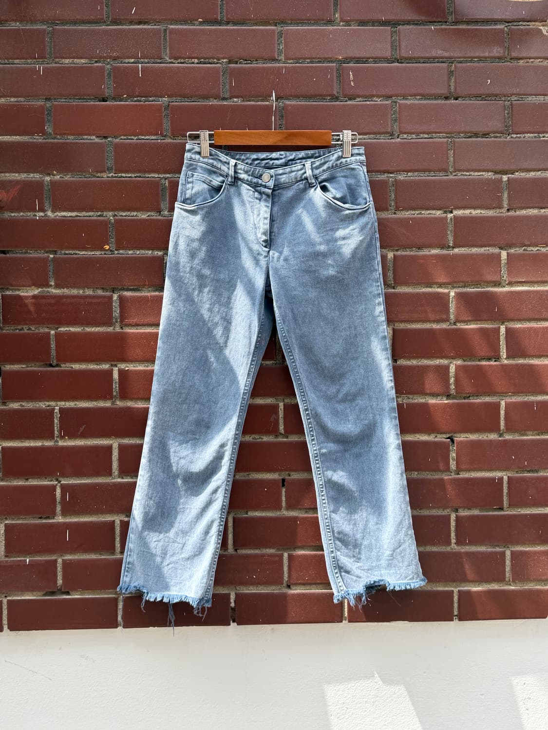 MM6 Light Wash Cropped Denim Pants 상품이미지2