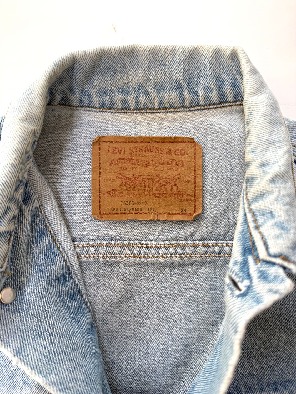 리바이스 USA 연청 데님 트러커 자켓 상품이미지3