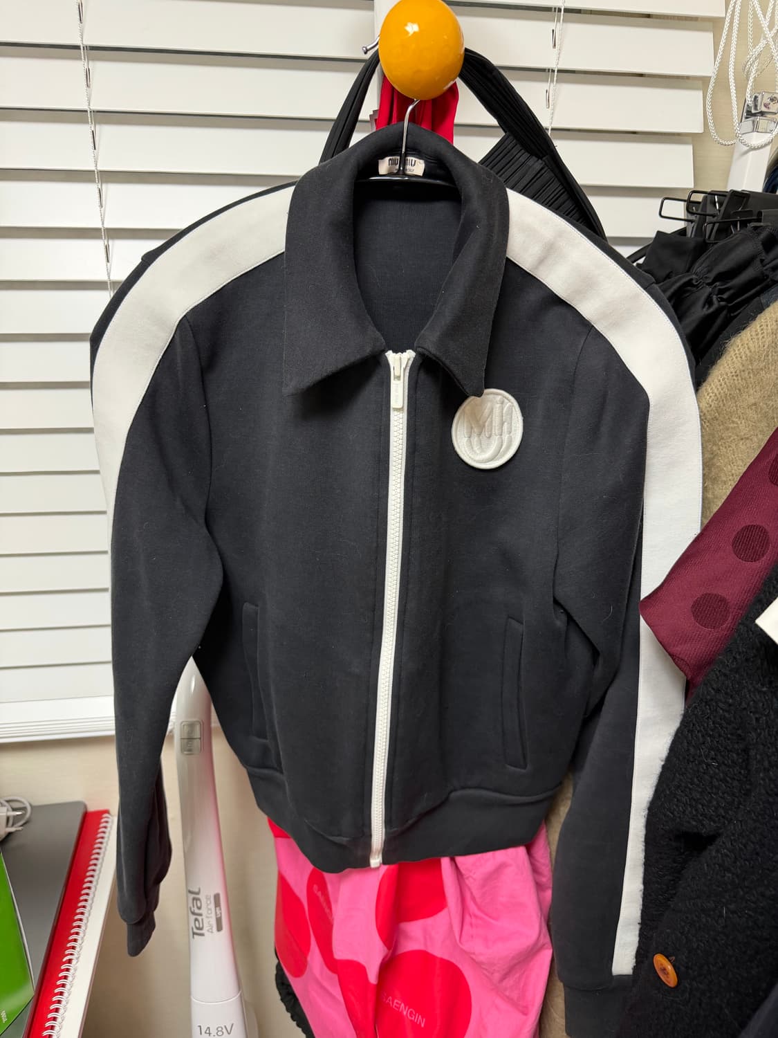 MiUMiU 집업져지 상품이미지1