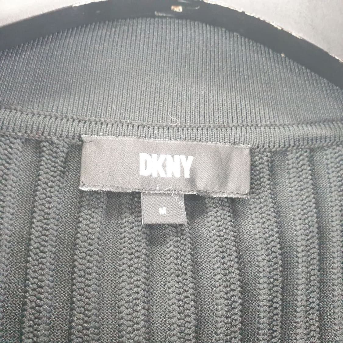 DKNY 블랙 남자 카라 니트 M N4955 상품이미지4