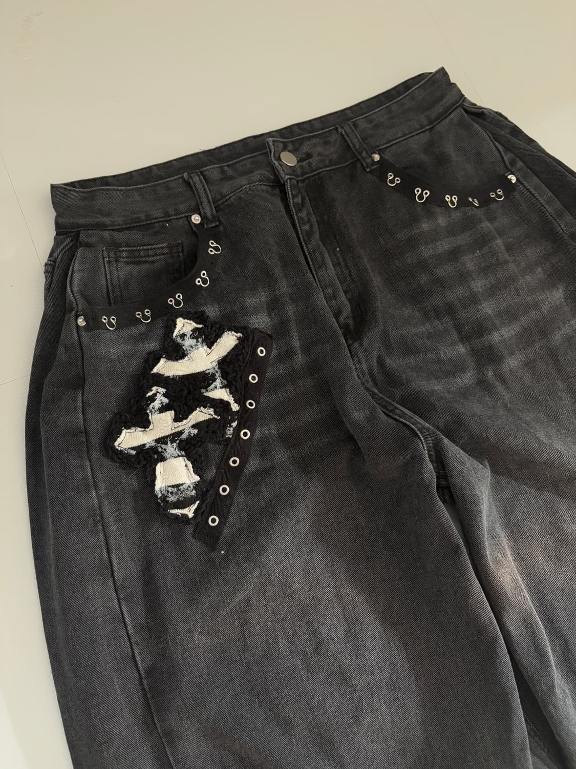 • striped cross patch dark gray pants 상품이미지6