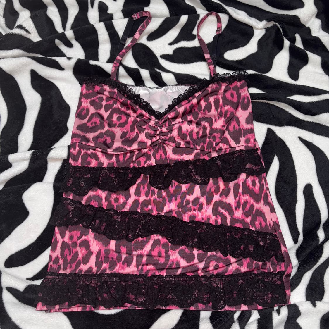 베이비메탈클럽 베메클 Pinky galfriend slip 리퍼브 상품이미지1