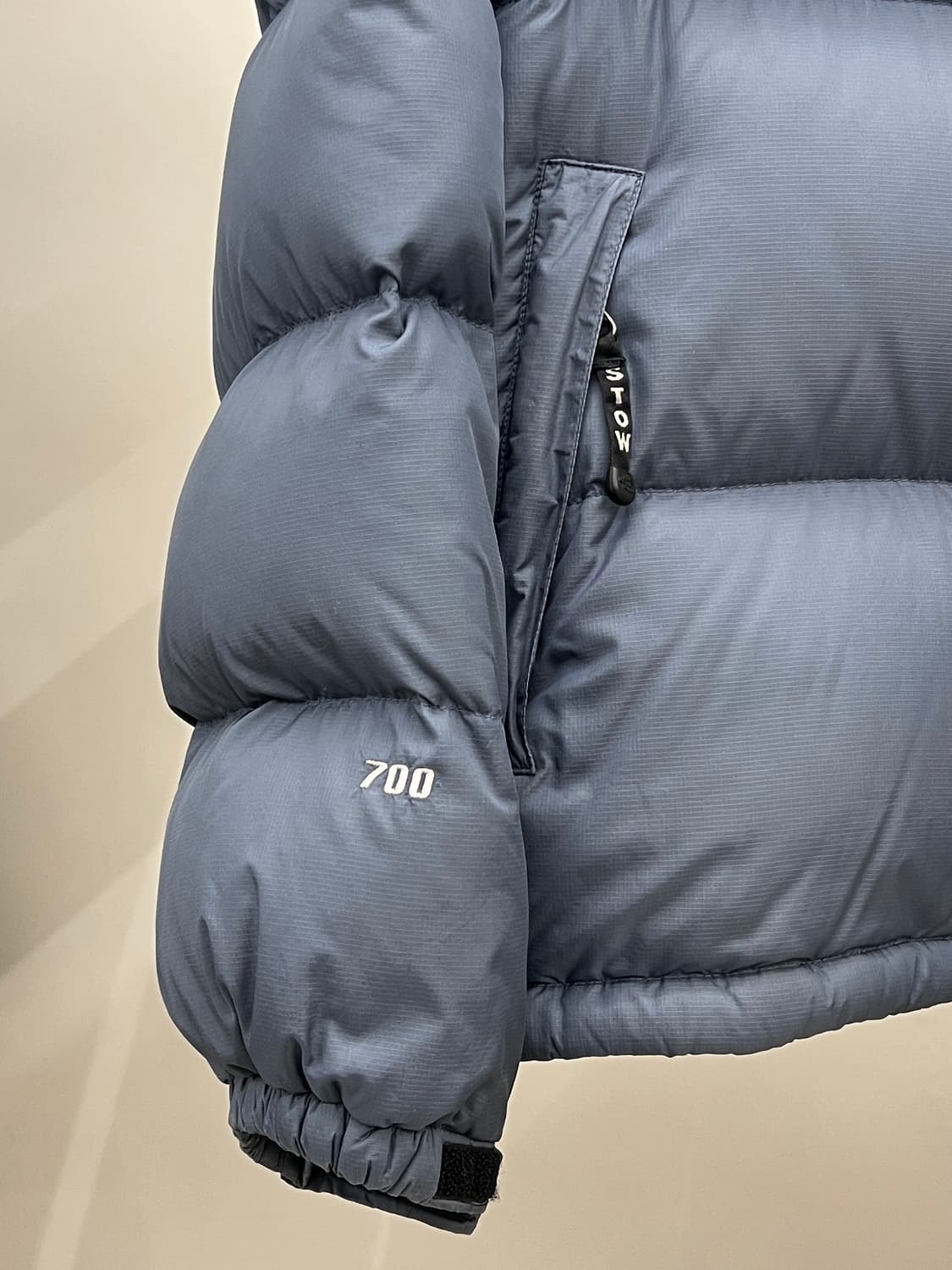 노스페이스 700 애쉬블루 눕시 패딩 상품이미지7