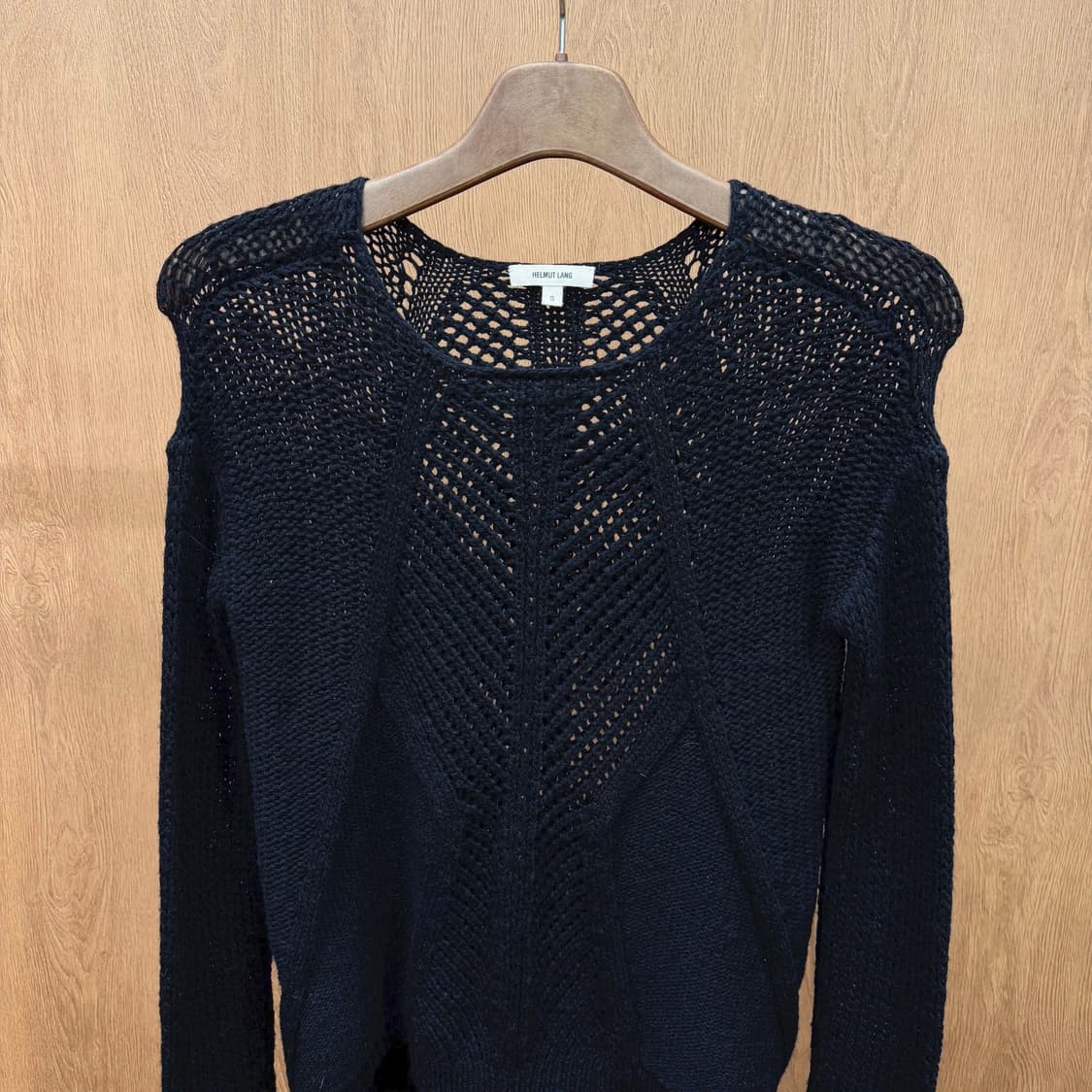 헬무트랭 라운드넥 니트 오픈워크 크로셰 조직 디테일 루즈핏 블랙 상품이미지4