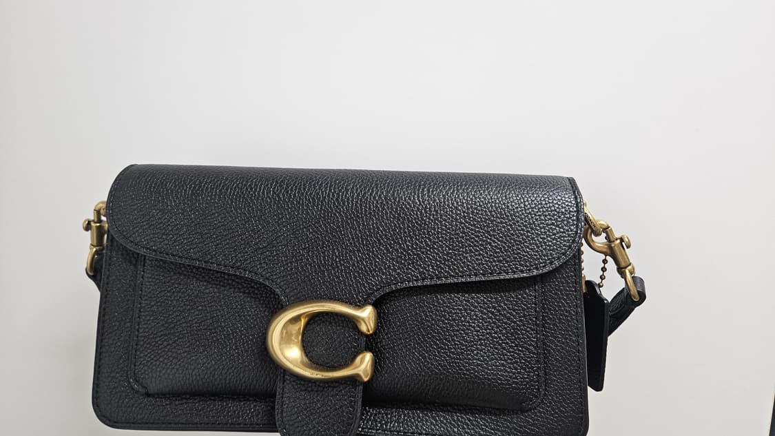 코치 블랙 가죽 숄더백 상품이미지1