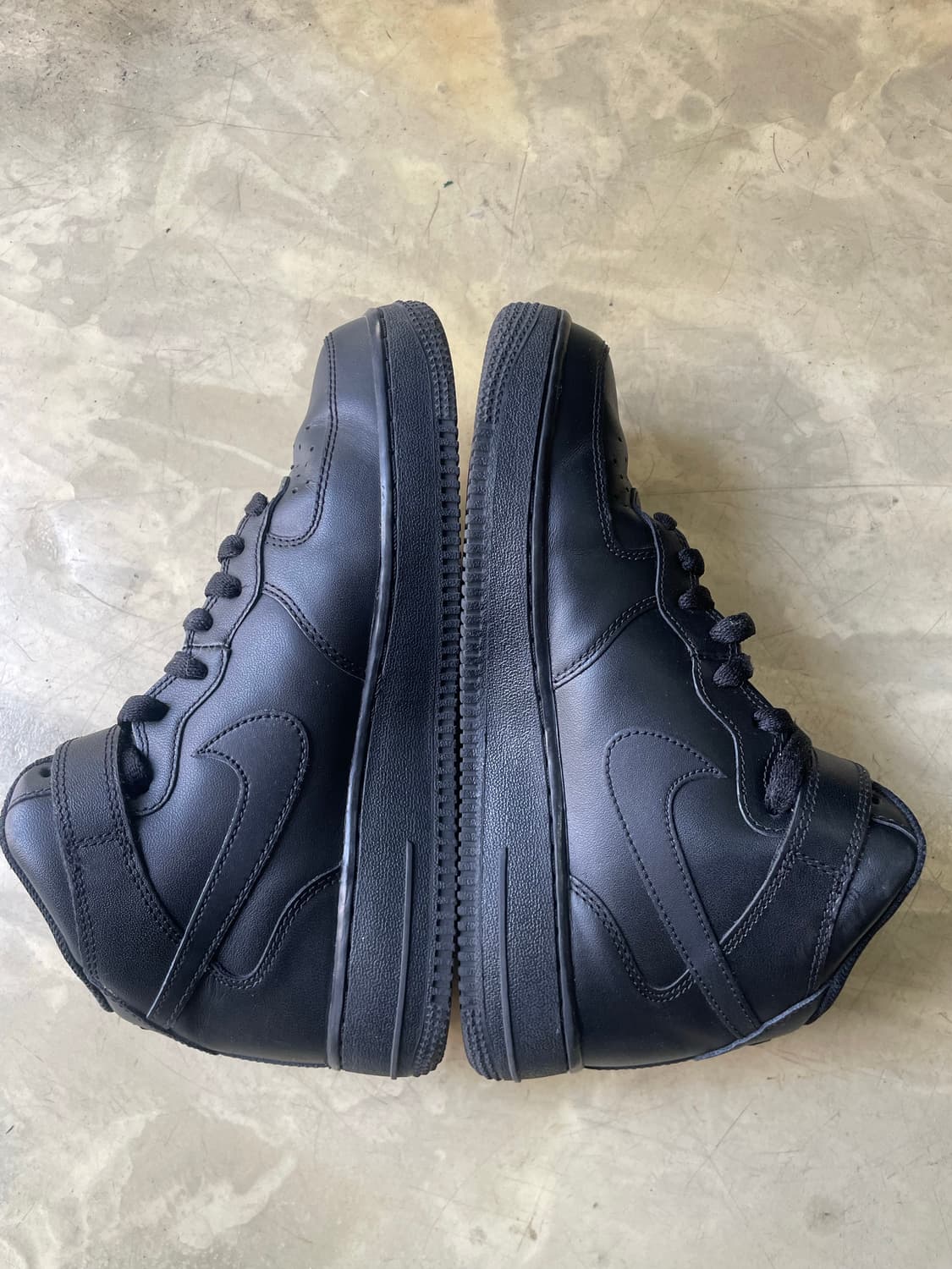 나이키 에어포스 1 미드 블랙 250 상품이미지3