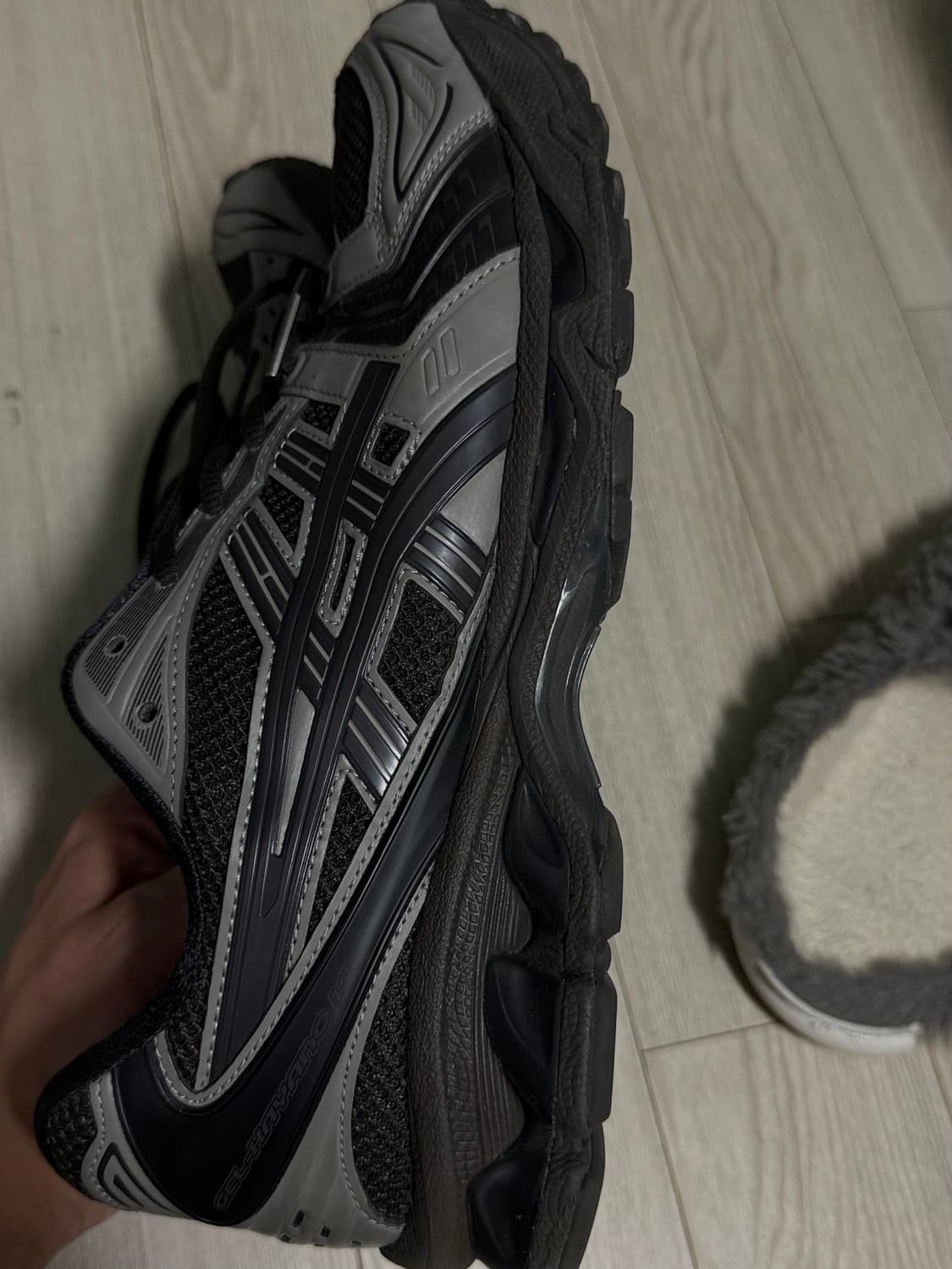 아식스x언더마이카x아트모스  젤카야노 14 페퍼블랙 280 상품이미지2