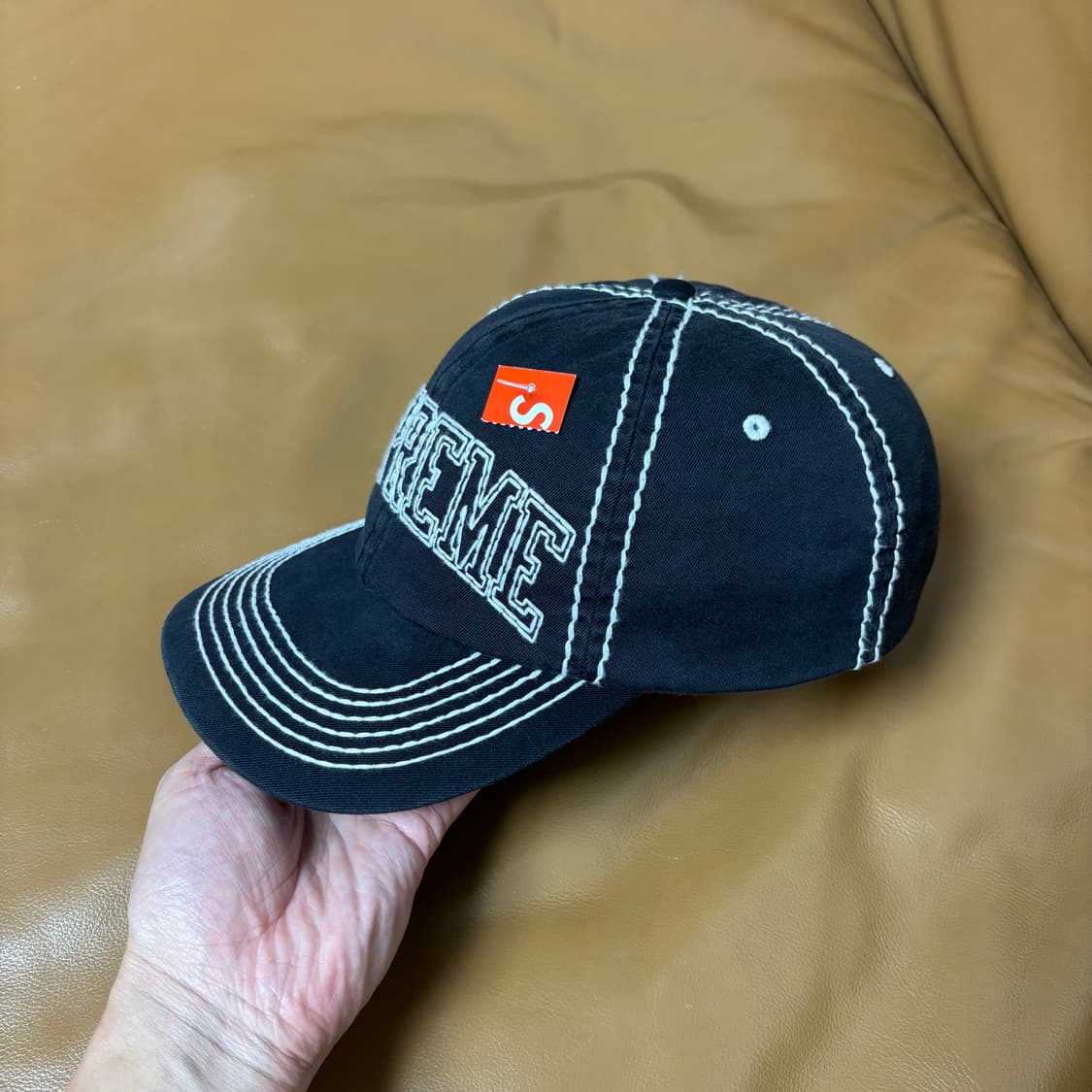 Supreme 슈프림 스티치 워시드 블랙 6패널 볼캡 모자 (Black) 상품이미지4