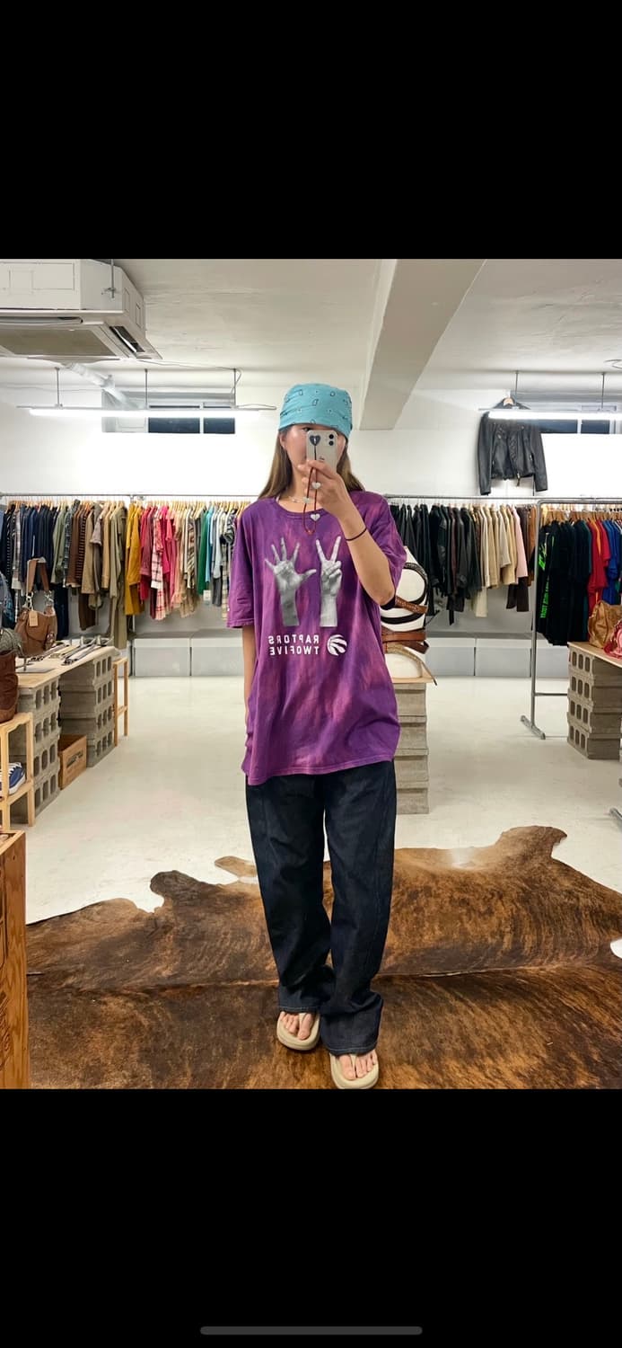 ADIDAS bleach washed 25 t-shirts 핸드사인 상품이미지2