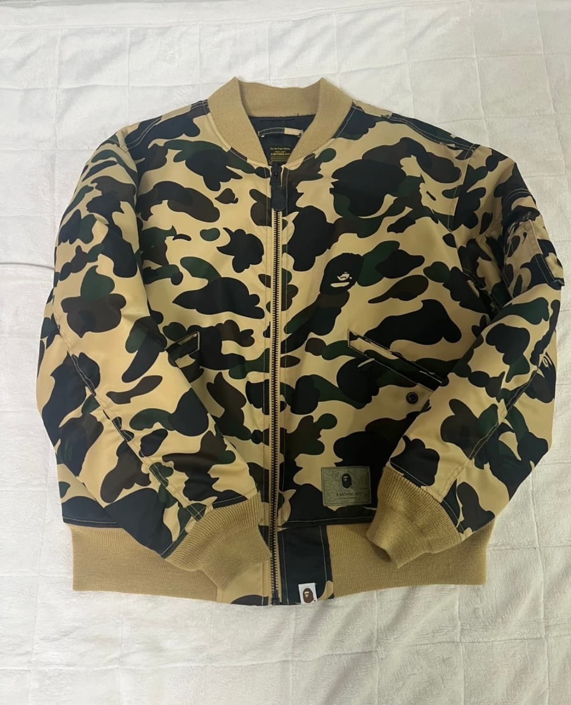 베이프 샤크 항공점퍼 상품이미지1