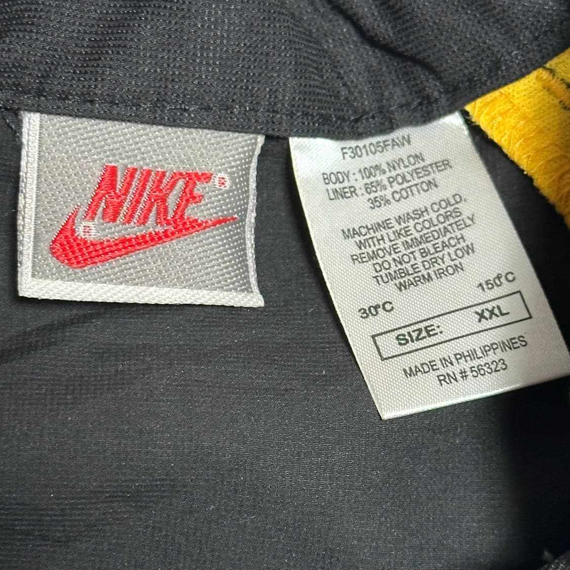 2XL 나이키 스우시 블랙 옐로 배색 반집업 아노락 상품이미지4