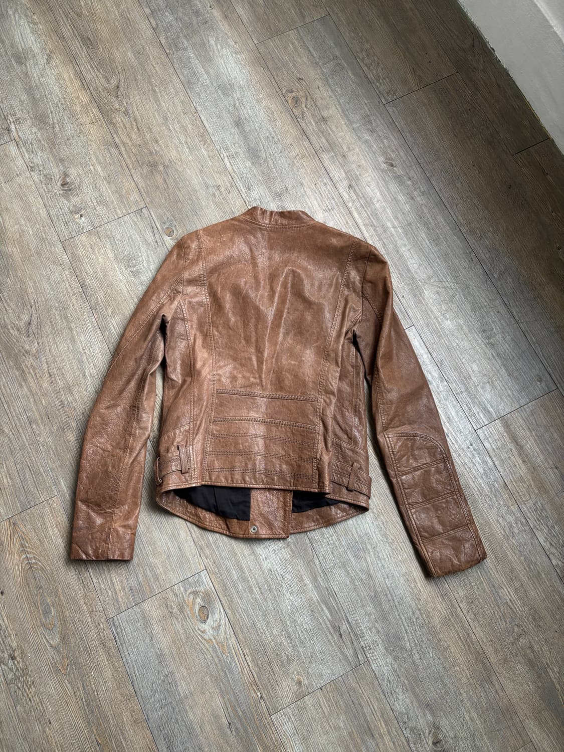 산드로 양가죽 레더 자켓 상품이미지4