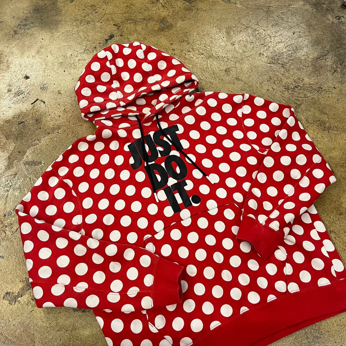 나이키 도트 레드 저스트두잇 후드티 상품이미지1