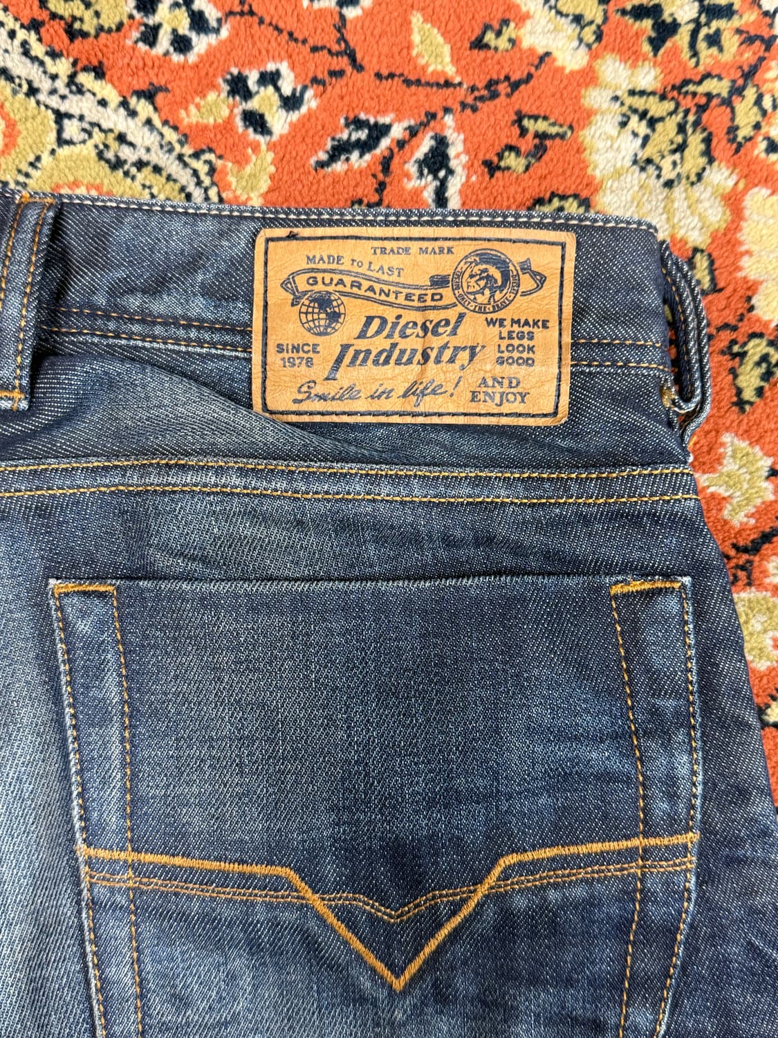 디젤 자티니 0073N 부츠컷 플레어진 데님팬츠 28x32 상품이미지3