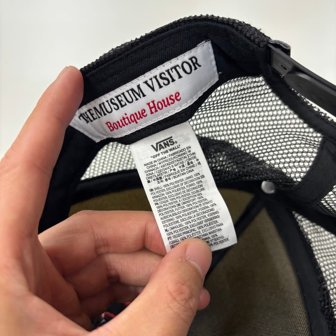 반스 x 더 뮤지엄 비지터 매쉬 트러커 햇 상품이미지4