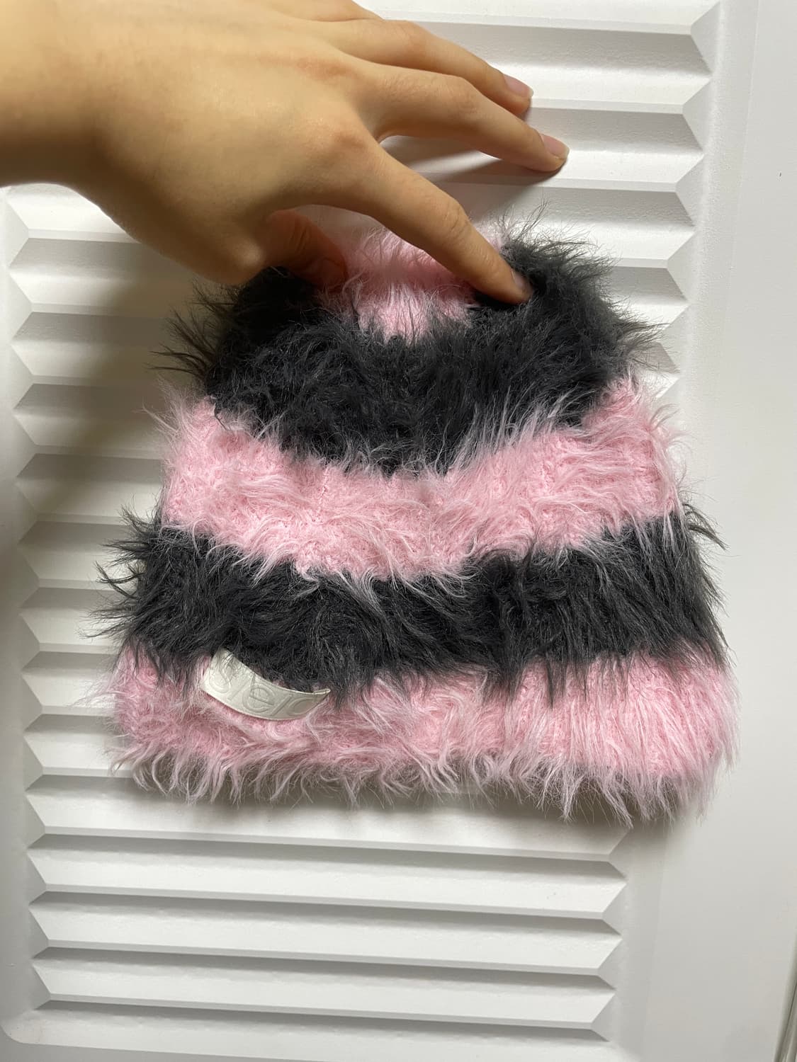 에스이오 SEO Fuzzy Stripe Beanie Pink OS 상품이미지4