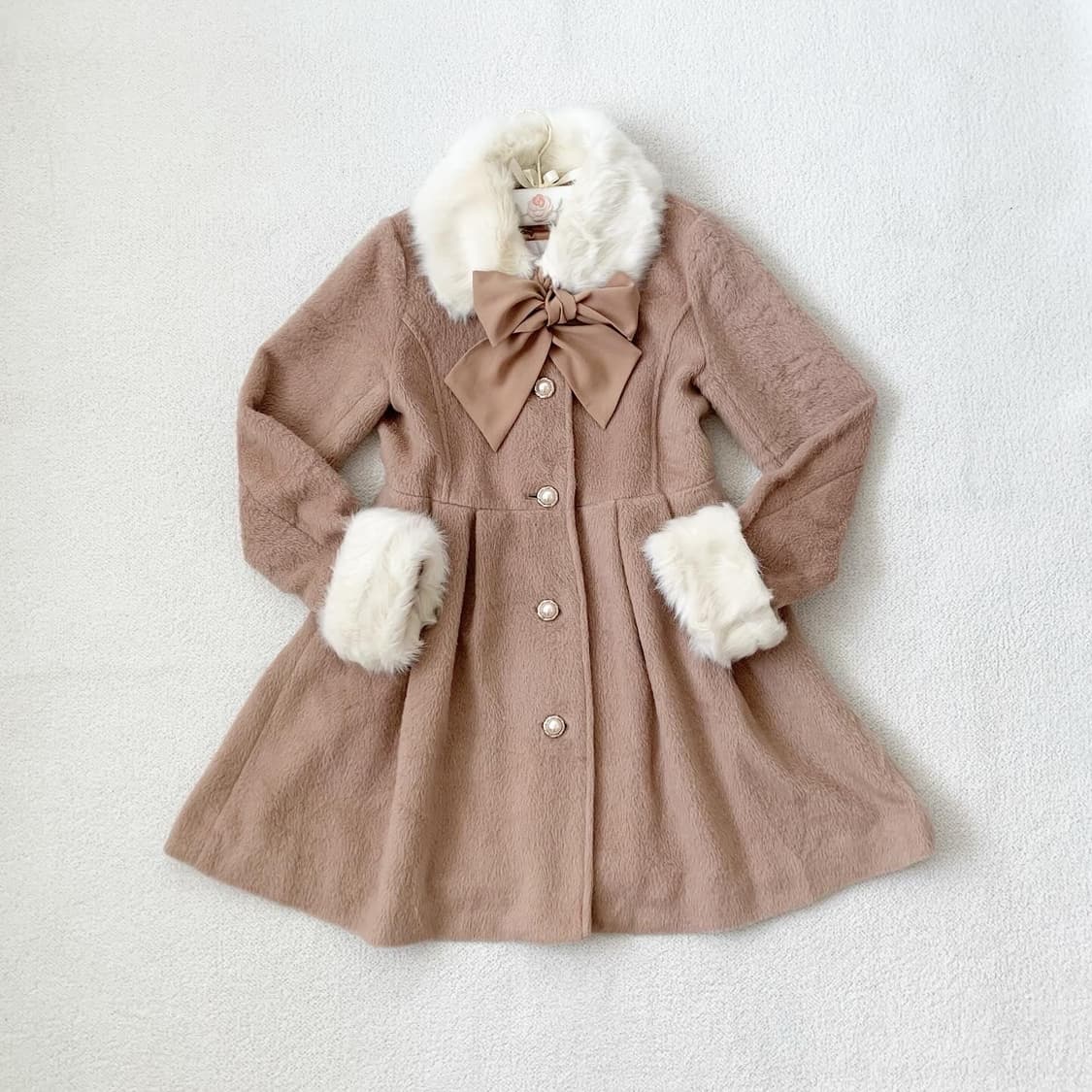 Liz lisa 리즈리사 라떼갸루 리본 퍼 코트 상품이미지1