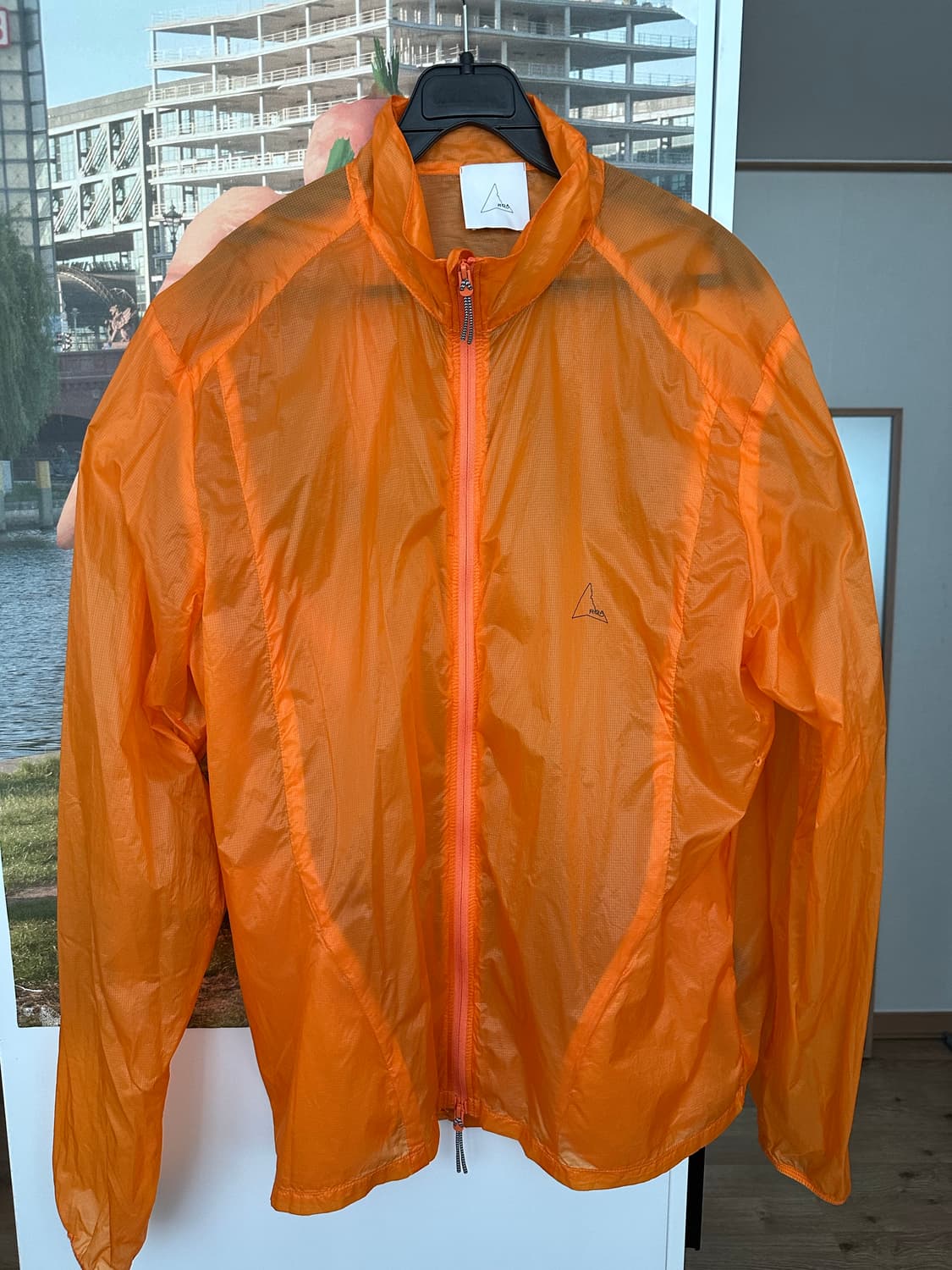 로아 바람막이 상품이미지1