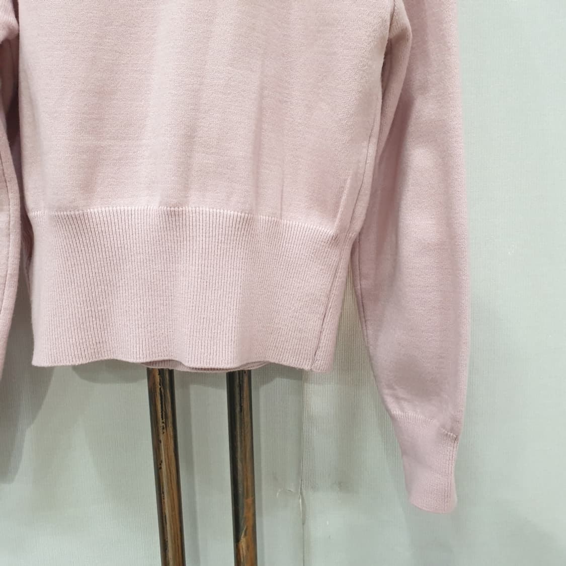 MIXXO 미쏘 어깨트임 풀오버 니트 M 상품이미지5