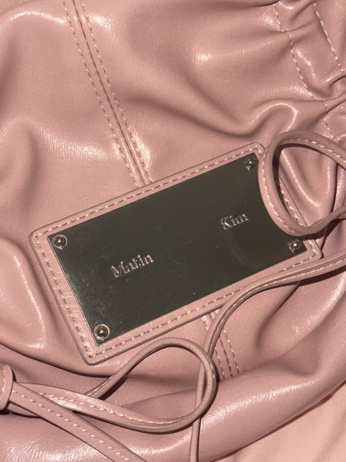 마뗑킴 하프 리본 셔링 숄더백 상품이미지2