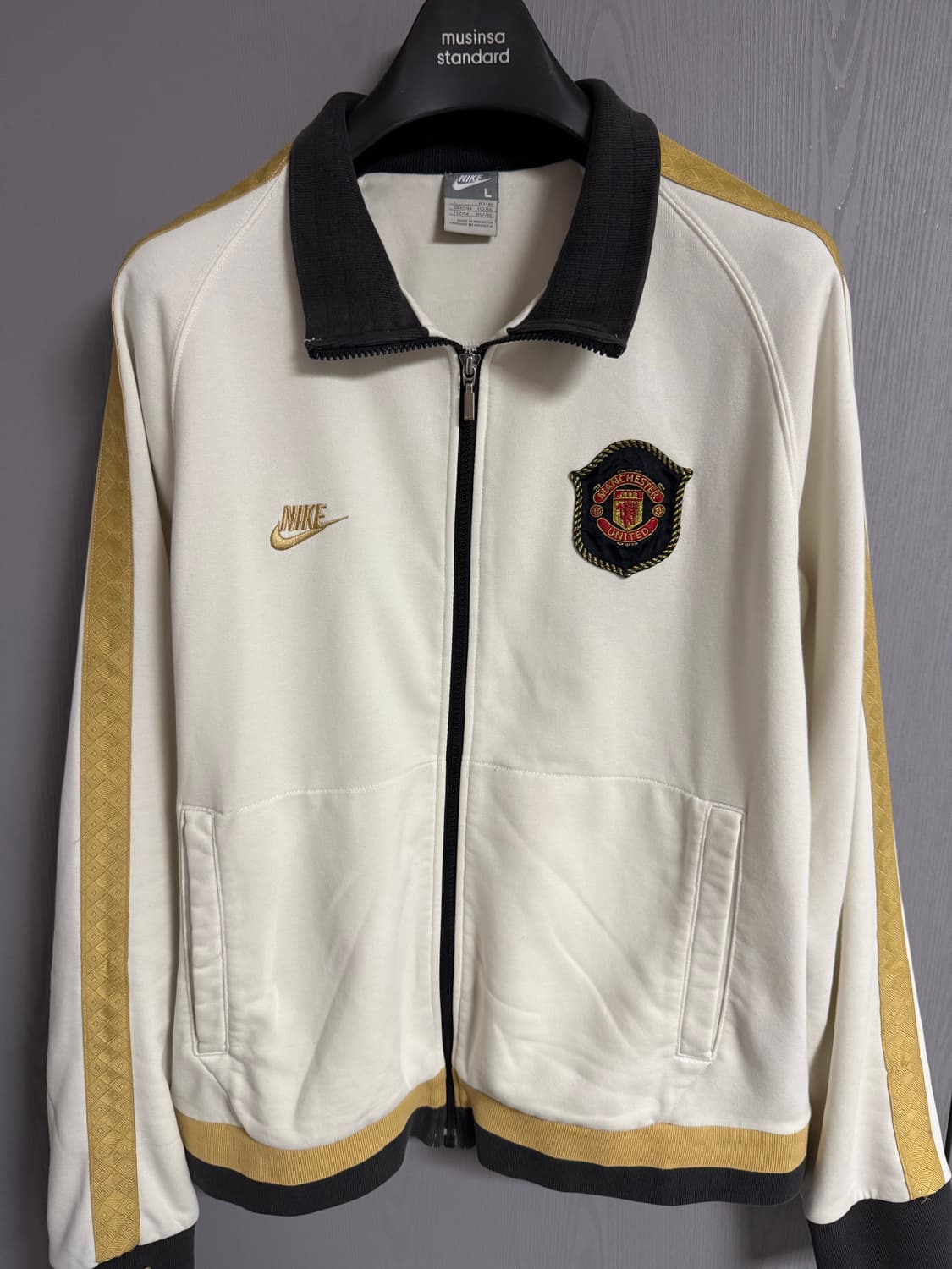 07-08 나이키 맨체스터 유나이티드 트랙 자켓 집업 화이트&골드 상품이미지1